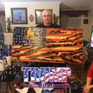 Meet your Posher, Dennis